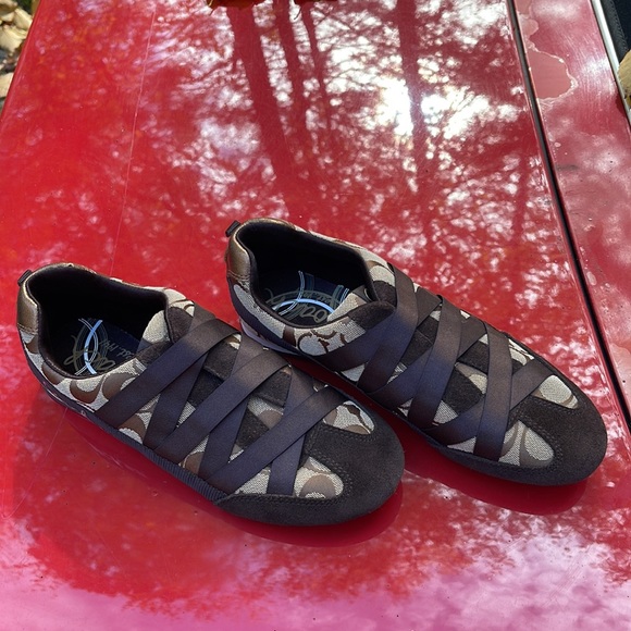 Coach sneakers Sz 7 - Picture 2 of 9